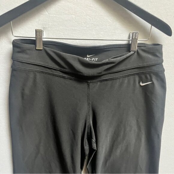 Nike Dri Fit cropped workout pants Sz M - Picture 6 of 12
